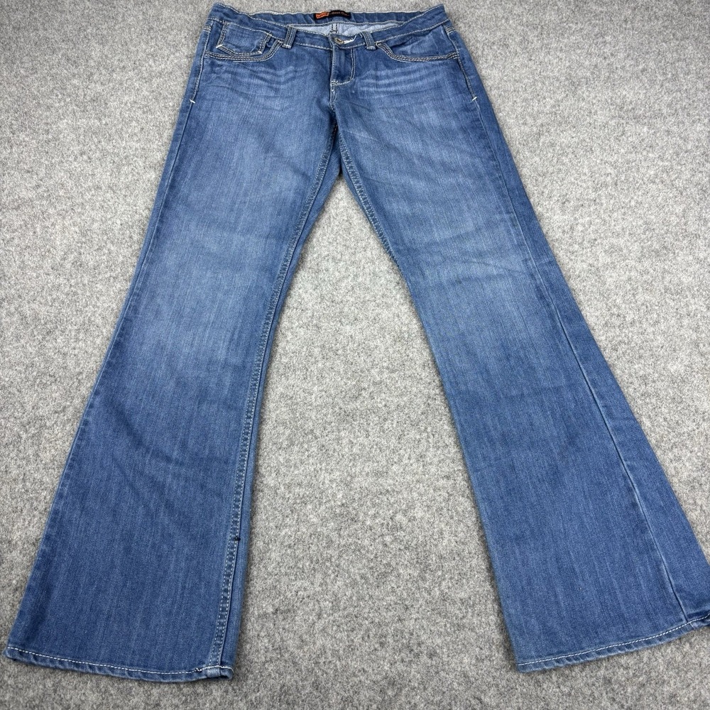 Levi's 514 Jeans Womens 14 Regular Bootcut (Fits 28x30) Flap Pocket Medium Wash